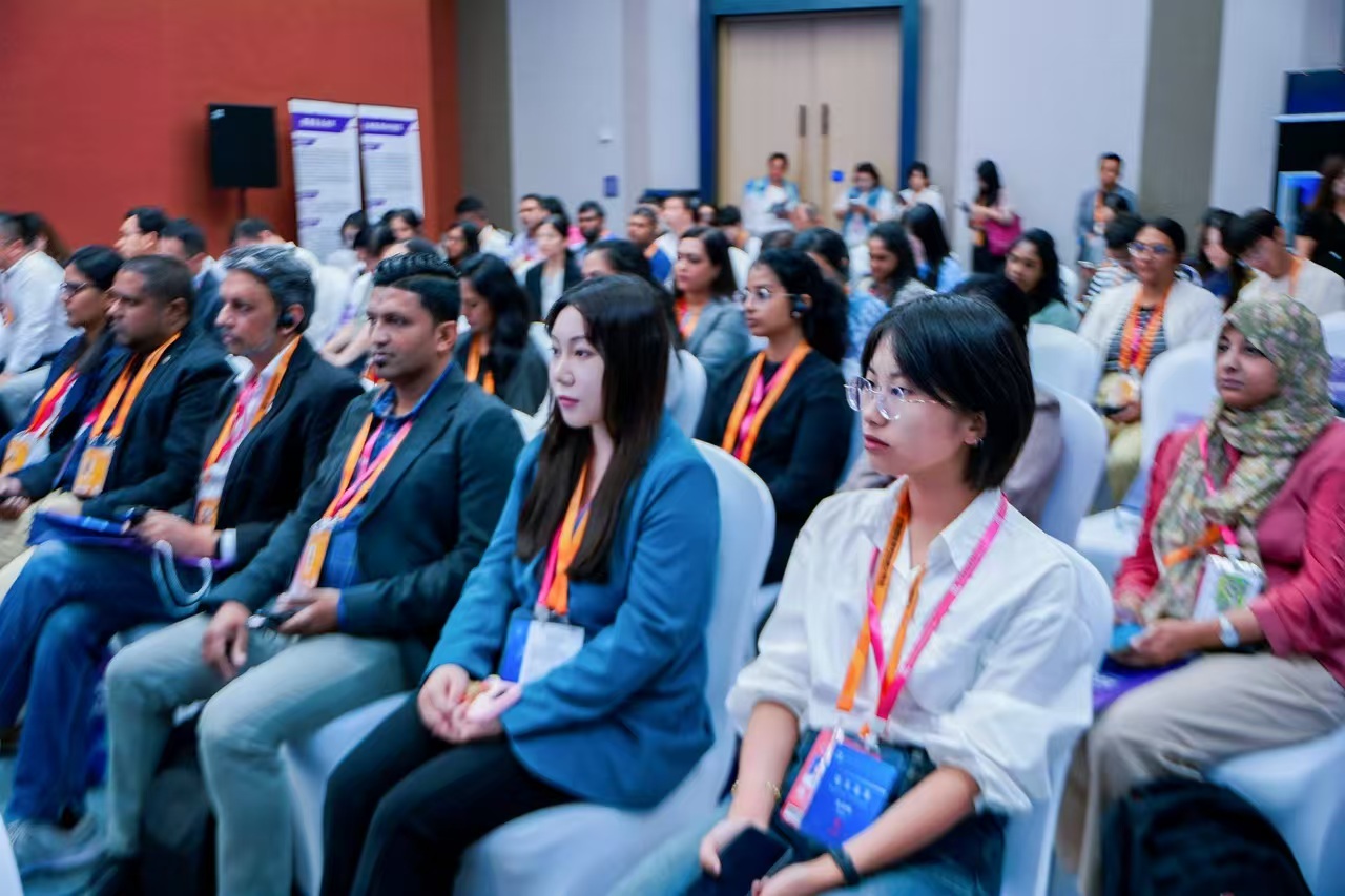 2025中国国际医疗健康产业发展与投资论坛在京召开(图2)