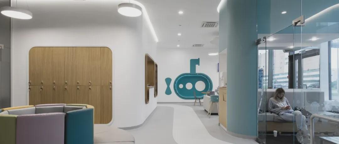 中国援尼医疗队携“AI中医”走进社区义诊 惠及近百名当地女性