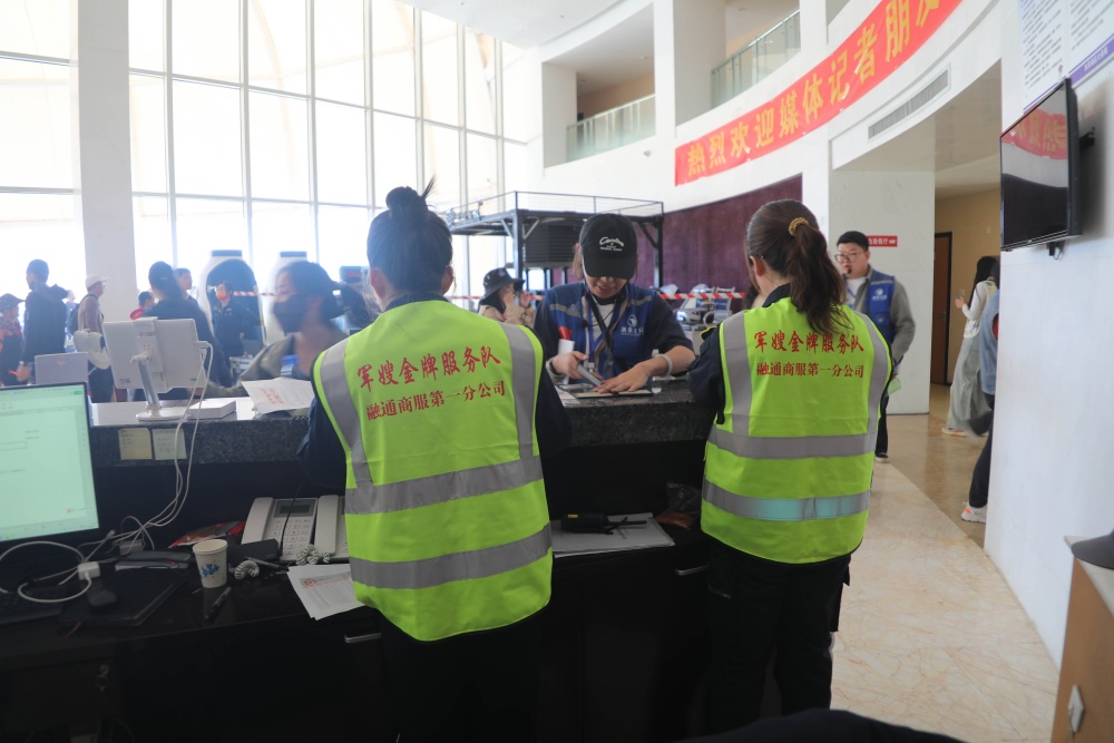 1小时直达!武当山向西安市民发出文旅邀约(图1) 1小时直达!武当山向西安市民发出文旅邀约